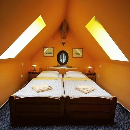 Bed and Breakfast Olimp Retro 3*