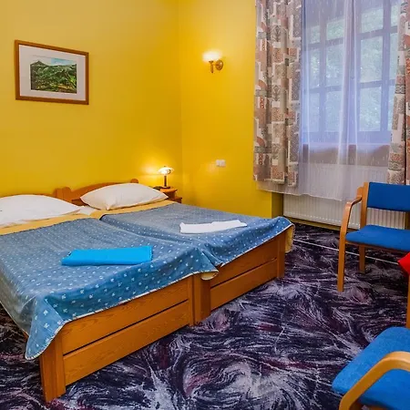 Olimp Retro Bed and Breakfast 3*